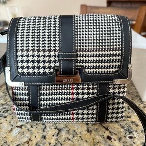 Chaps Houndstooth Crossbody Bag in Black and White
